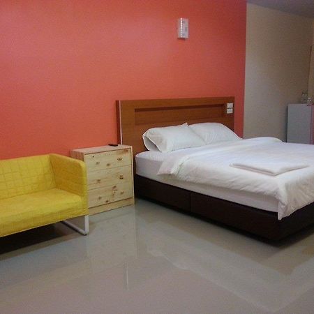 Lemon Home Kanchanaburi Esterno foto